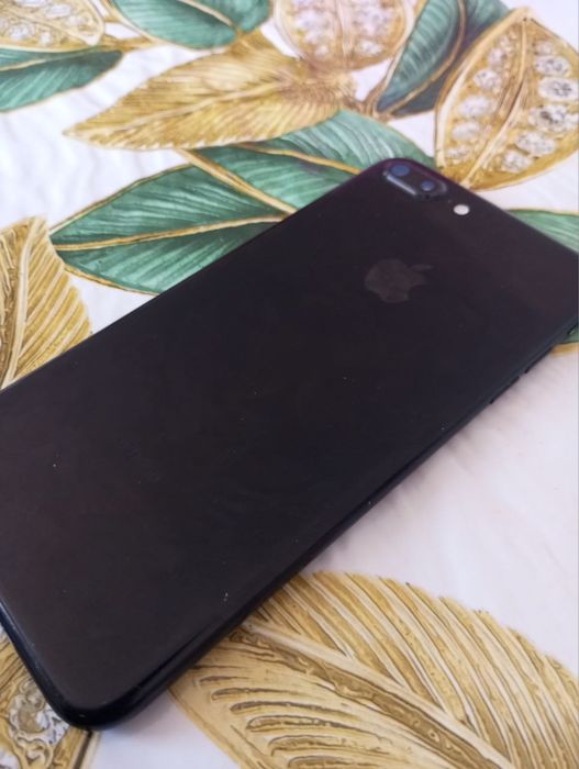 Айфон 7+ 128/100