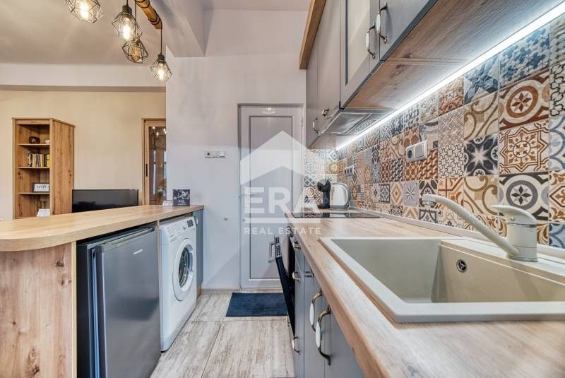 Продава се Двустаен апартамент в Варна, Гръцка махала - 40 кв.м за 4845 €/кв.м - Снимка #10