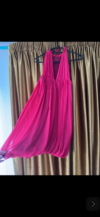 Rochie zara si karen millen rosie si roz