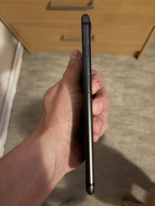 Vand Iphone XR neverloked