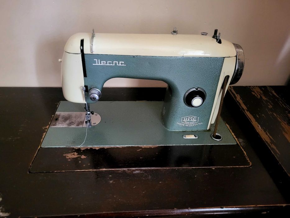 Masina de cusut Ileana pentru  amatorii de colectii