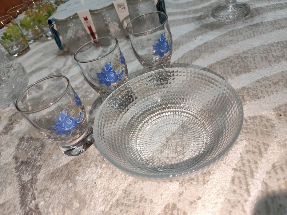 Продается набор посуды