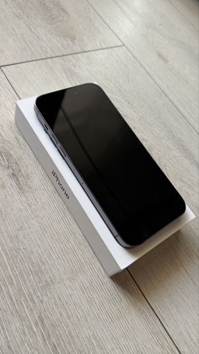 Продам IPhone 14 pro max 256gb