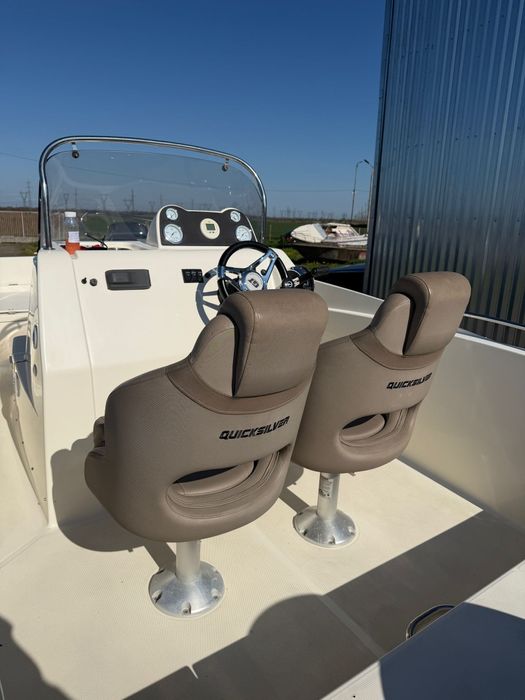 Quicksilver Activ 555 Open + Mercury 100 CP + Peridoc / Acte complete / gata de sezon