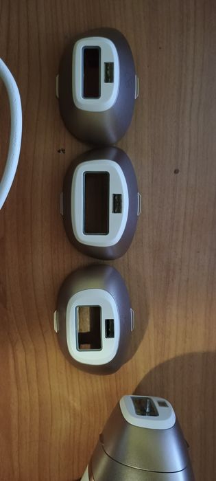 Aparat de epilat cu impuls laser Philips Lumea Prestige