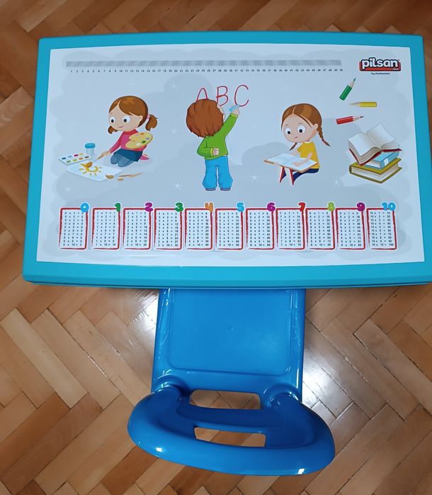 Детски комплект маса със столче