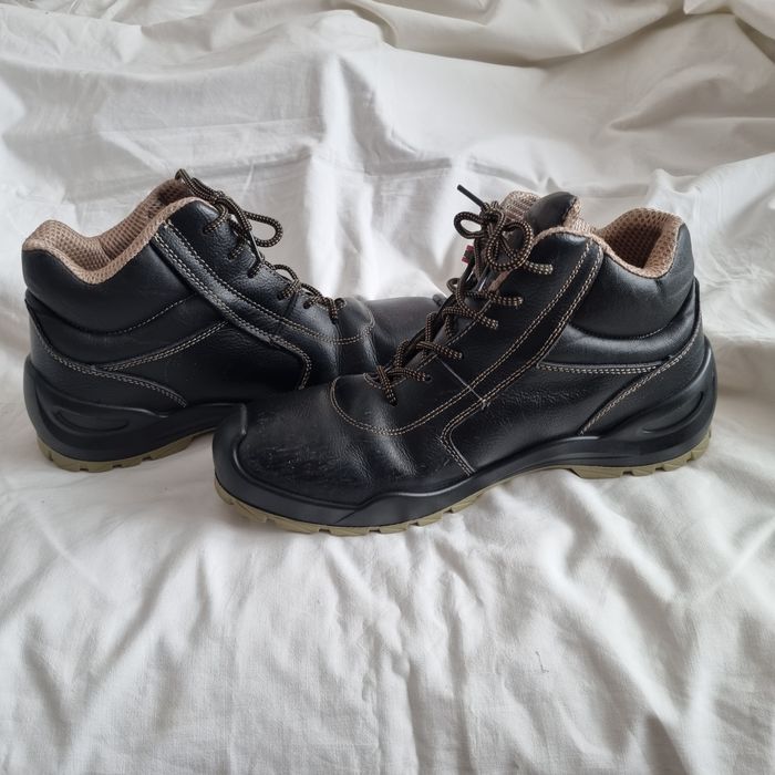 Bocanci, ghete lucru bombeu de fier 45