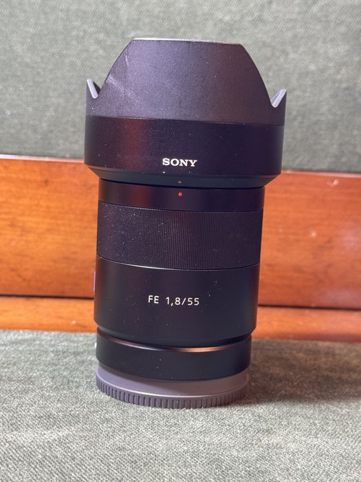 Vand Obiective Sony Zeiss Sonnar T 55mm 1.8 . Si sony 35 mm 1.8 Full frame  ambele montura sony e.