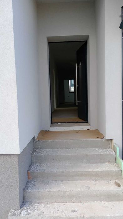 Продава КЪЩА    
град Пловдив, кв. Остромила