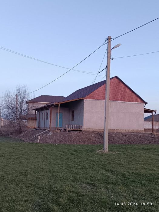 Уй сотилади 12 сотик манзил Урганч тумани хамид олимжон махалла