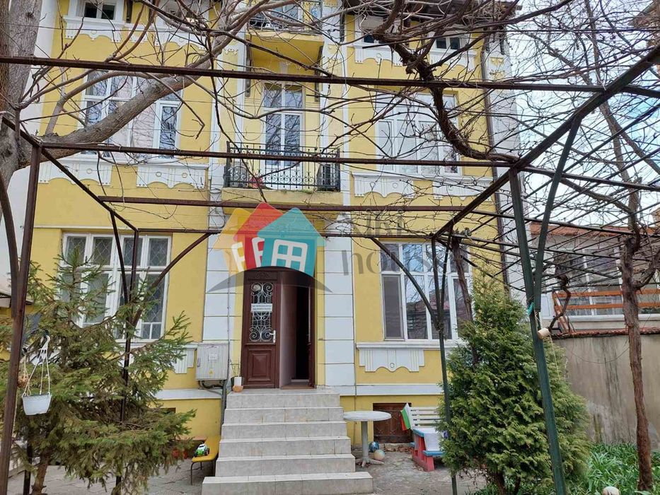 Дава се под наем Офис в Варна, Център - 75 кв.м за 650 € - Снимка #3