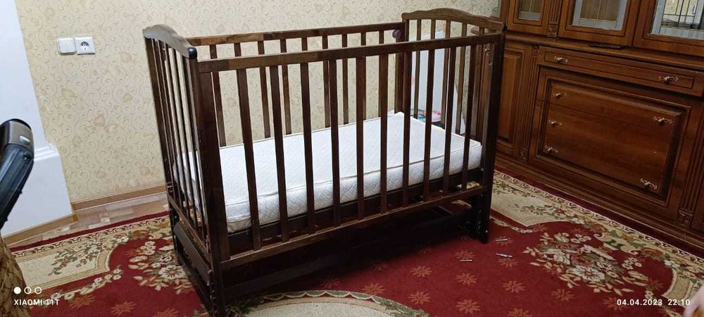 Кроватка детская