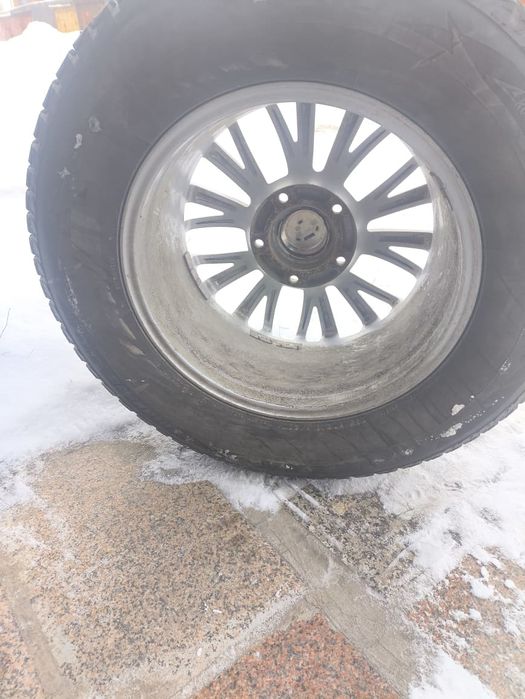 Продам зимние шины на дисках