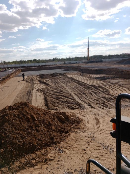 Услуги фронтального погрузчика