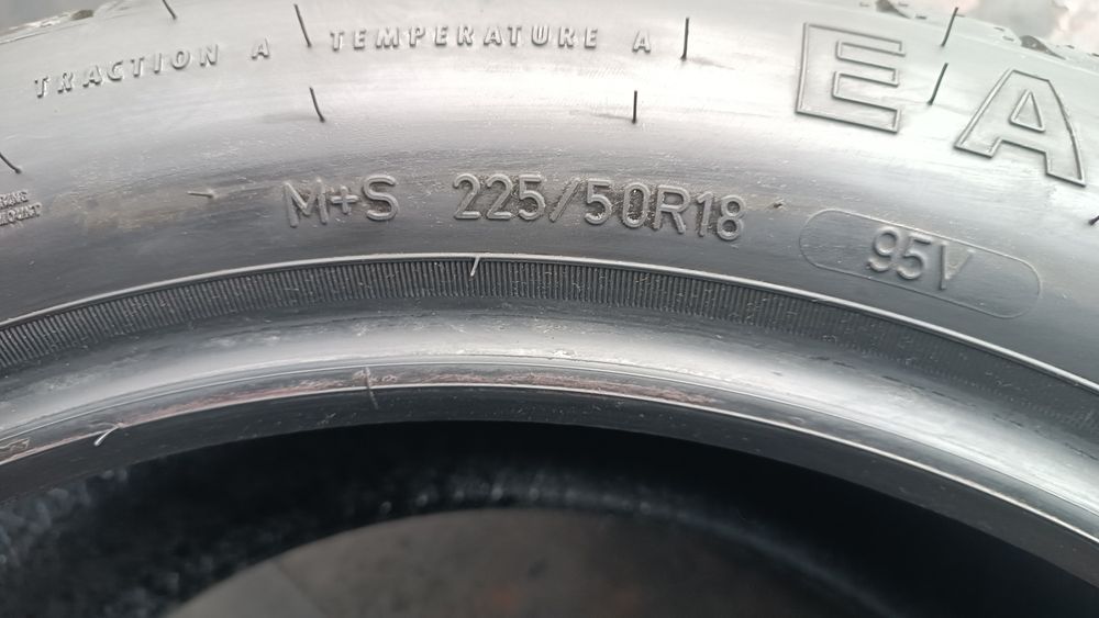 225/50/18 Goodyear