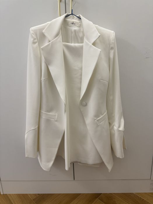 Костюм с брюками