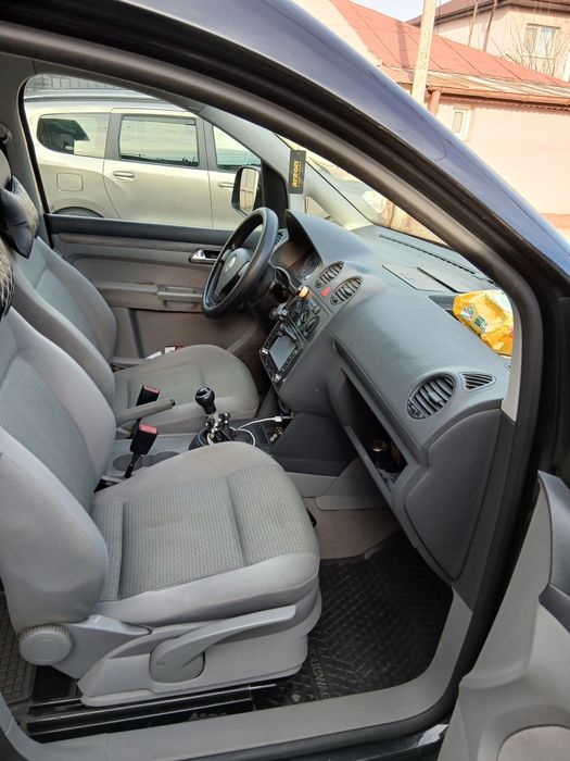 Caddy live 7 locuri