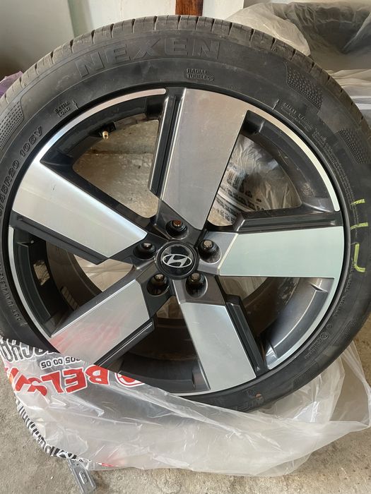 Продам комплект резины с дисками