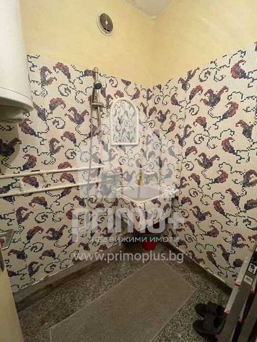 Дава се под наем Двустаен апартамент в Велико Търново, Център - 57 кв.м за 204 € - Снимка #8