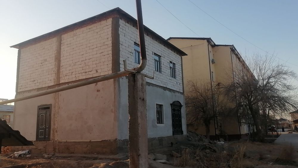 Срочно 2 этаж Жай Сатылады жетпеген пулына карасамыз