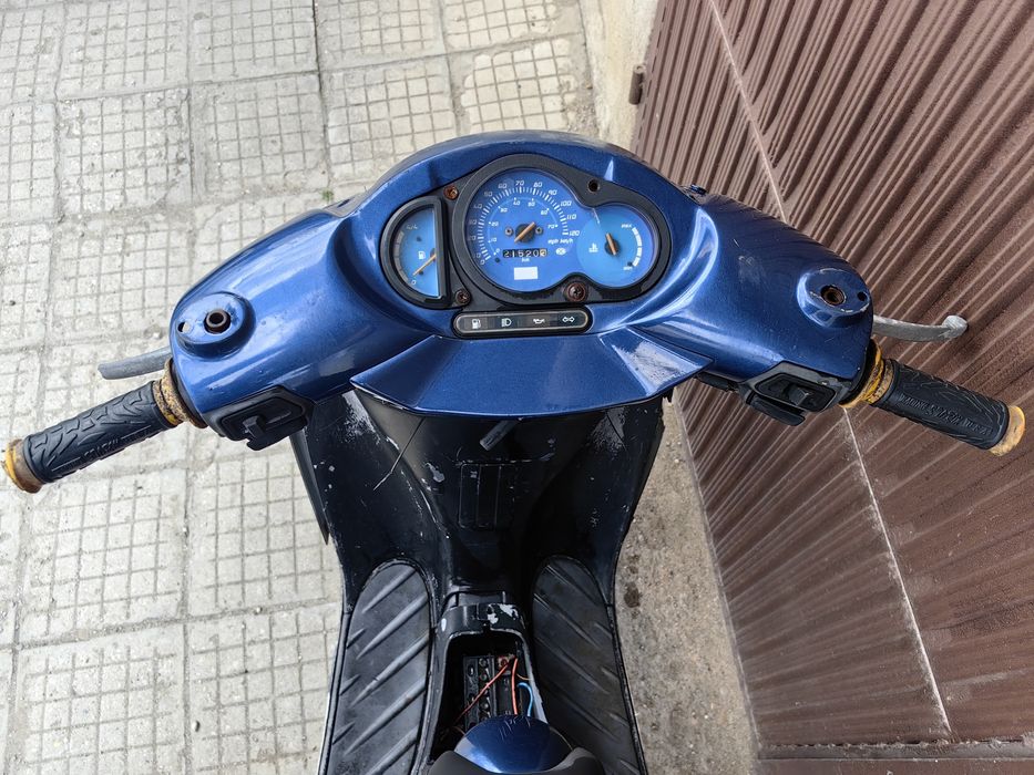 На Части Aprilia SR50 Minarelli въздушно