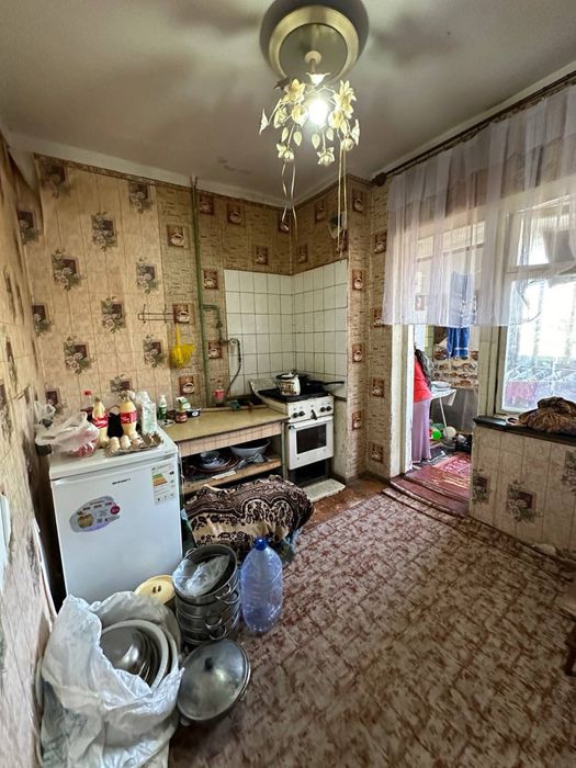 Сергелинский р-н Куйлюк массив 5 3/2/5 франция 78м2 балкон 2х6