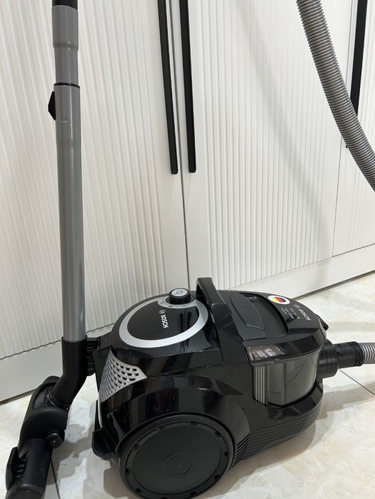 Продам пылесос BOSCH