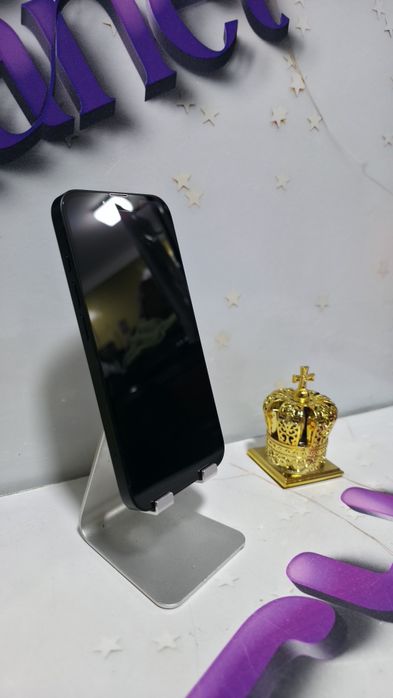 iPhone 16 E  5G 128GB Baterie:100%.Preṭ fix!210 Cicluri
