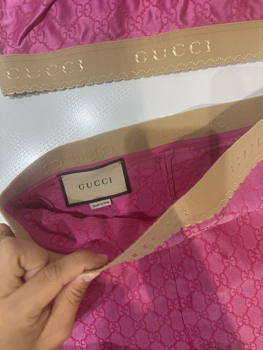 Продам двойку Gucci оригинал