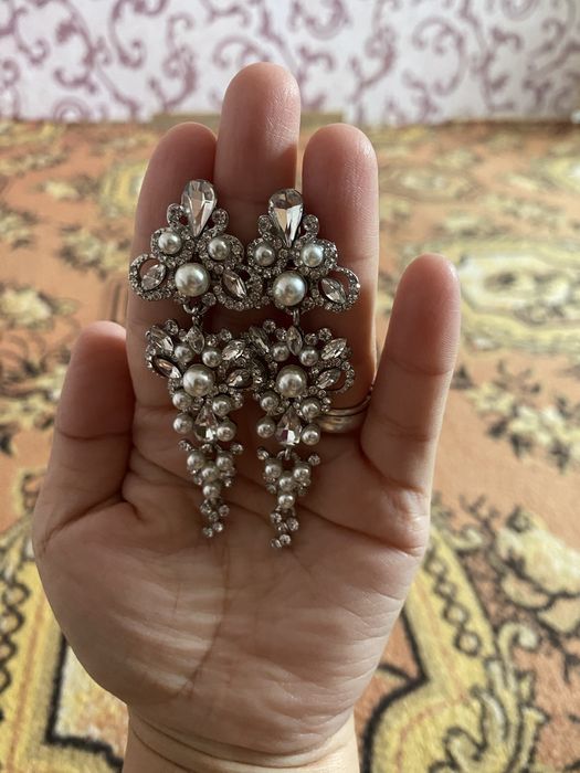 Сатылады Сырға и көйлек