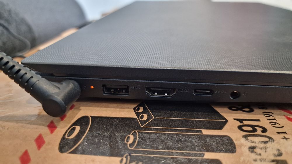 Lenovo V15 G2 ITL – i7 / 16GB / 512GB SSD