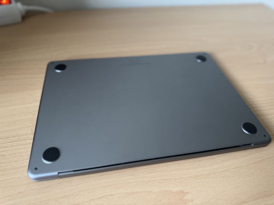 ПЕРФЕКТЕН Macbook Air M2