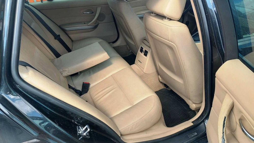 BMW 320d Automat an 2008 177cai  E91  Xenon Piele