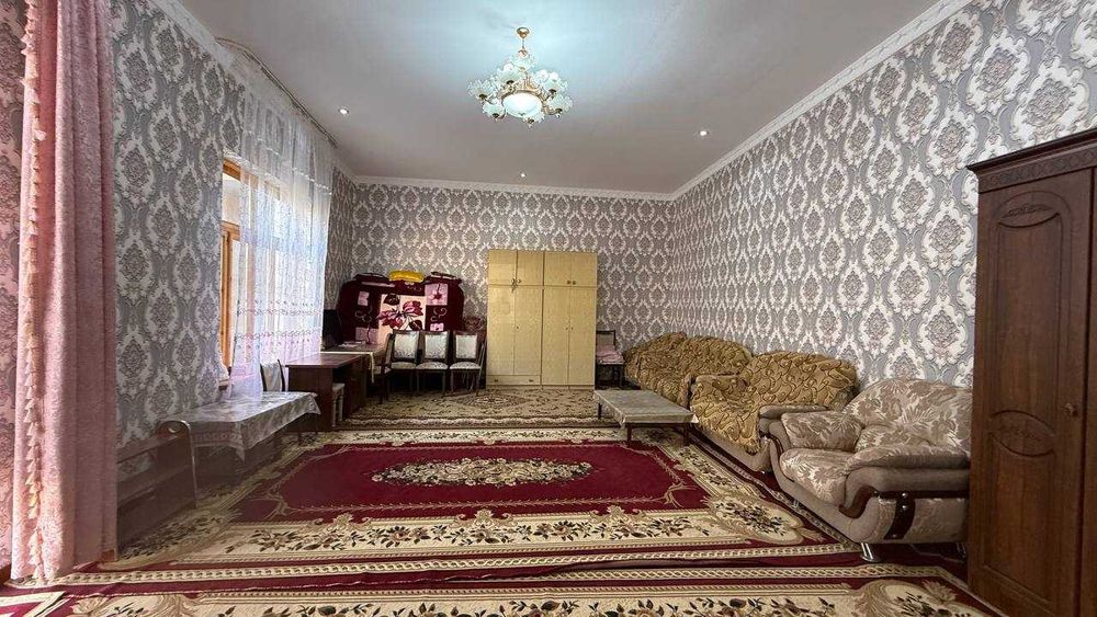 Продается Дом 4,8 сотик Намозгох дом на 1 линии