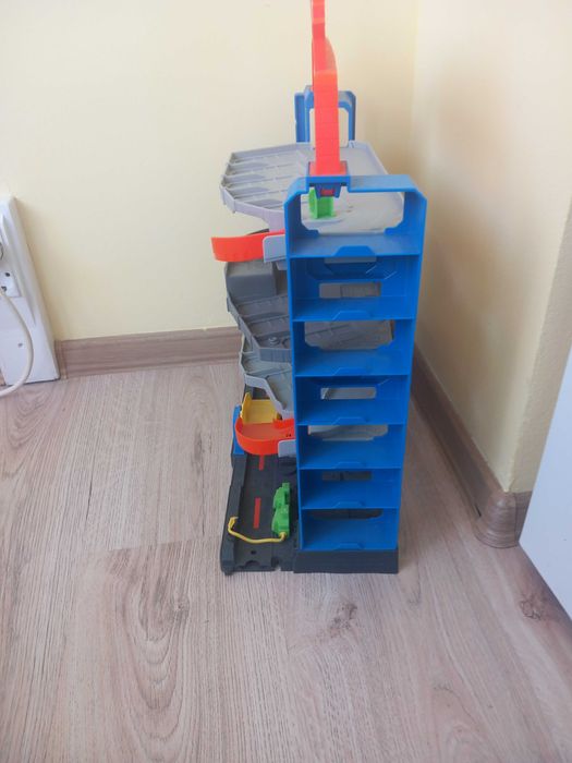 Hot Wheels писта