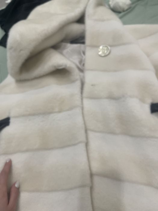 Эко шуба, белая надевала пару раз