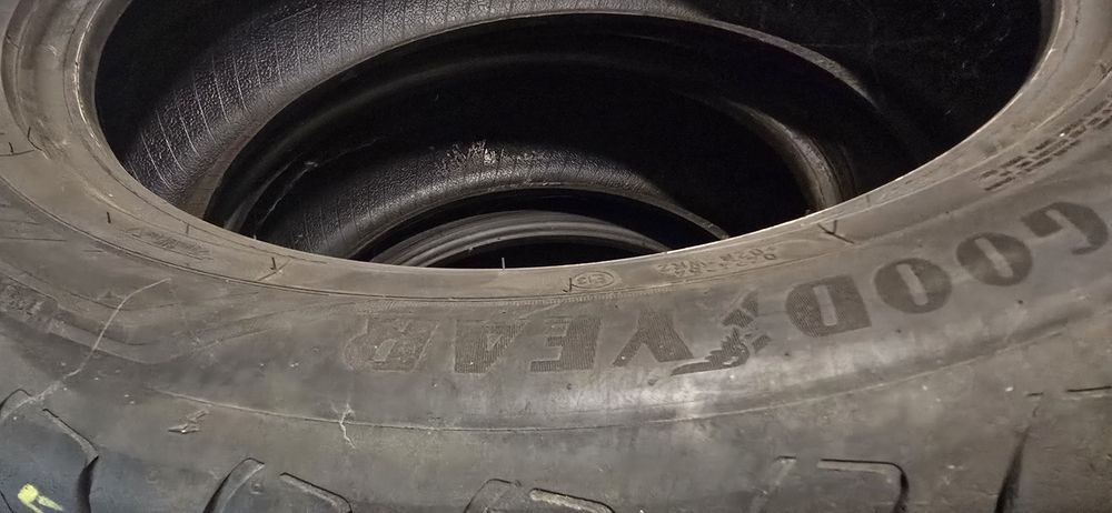 Летни гуми 235 50 19 Goodyear 4бр