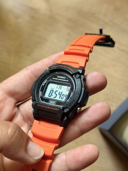 Casio часы illuminator