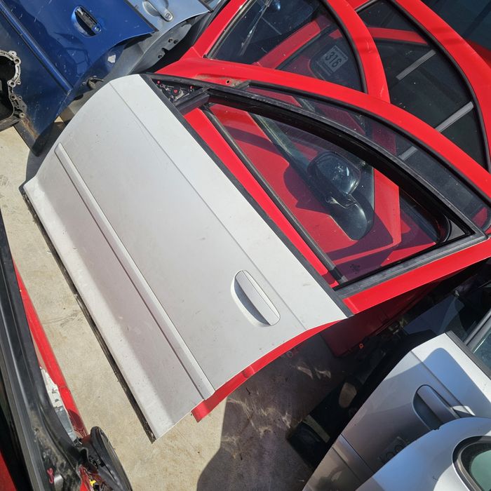 Предна врата за  ауди а3