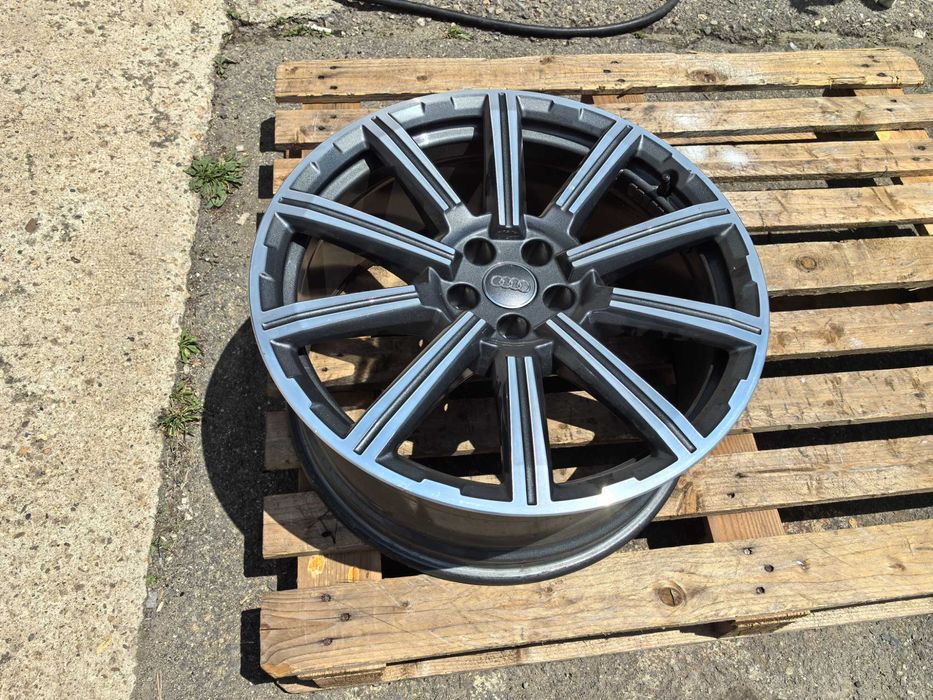 20 цола 5 х 112 мм АУДИ Кю 7 / Ес Кю 7 - 9 Инча ЕТ 33 - Само 1 брой