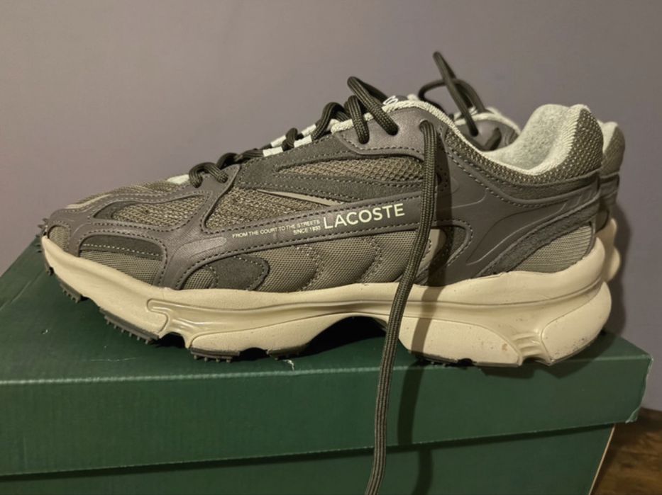 Lacoste pantofi sport marimea 45 purtati o singura data