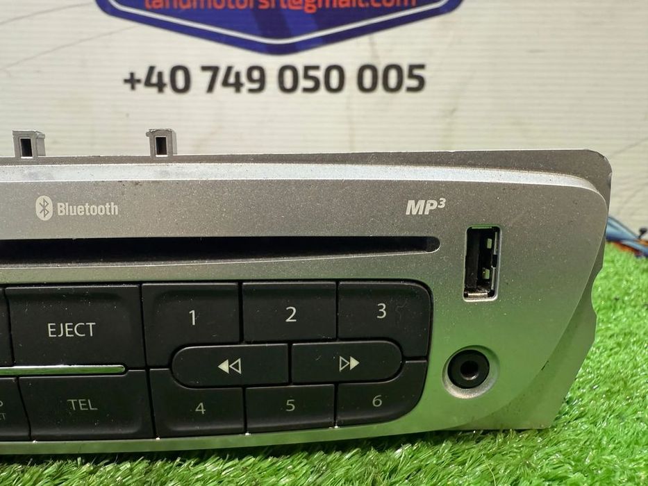 RADIO CD PLAYER RENAULT MEGANE III B95 1.6 DIESEL 2014 COD OEM 281159184R 2008-2016
