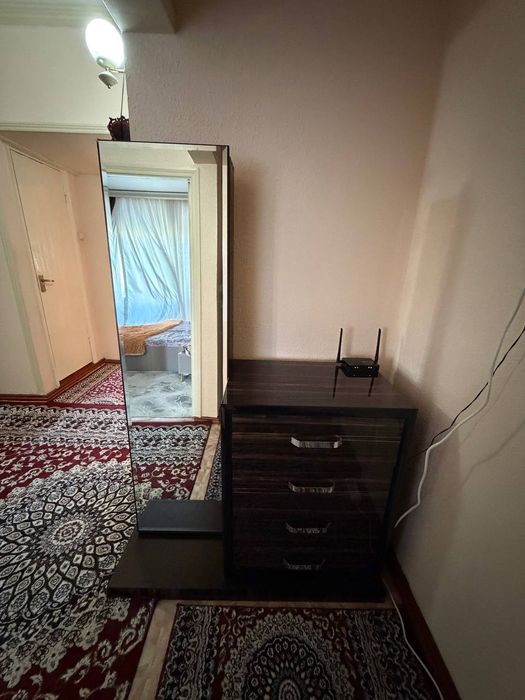 Прихожка учун трюмо