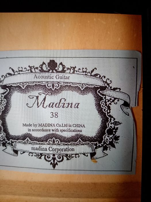 Гитара срочно продам