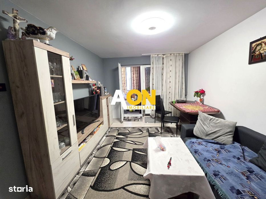 Apartament cu 3 camere, parter, boxă, acces curte, Cetate, zona Closca — fotografia 1