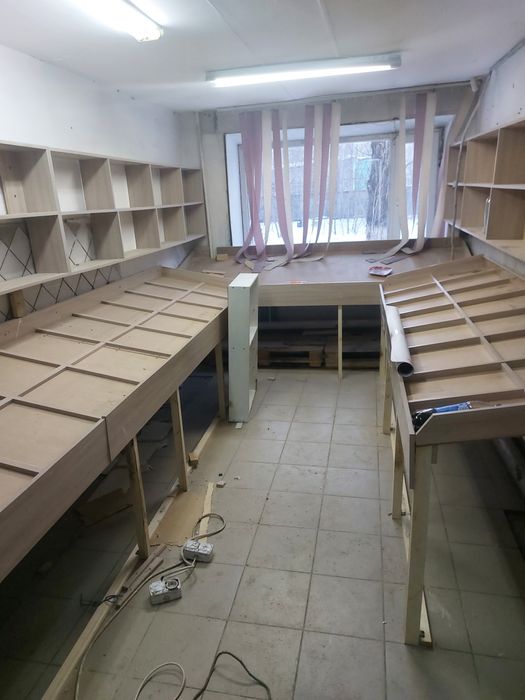 Продам  витрина на сухофрукты