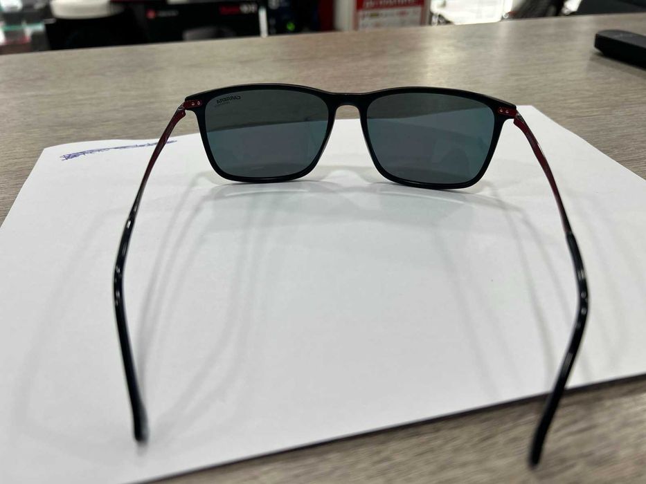 Очила Carrera запазени, черен цвят