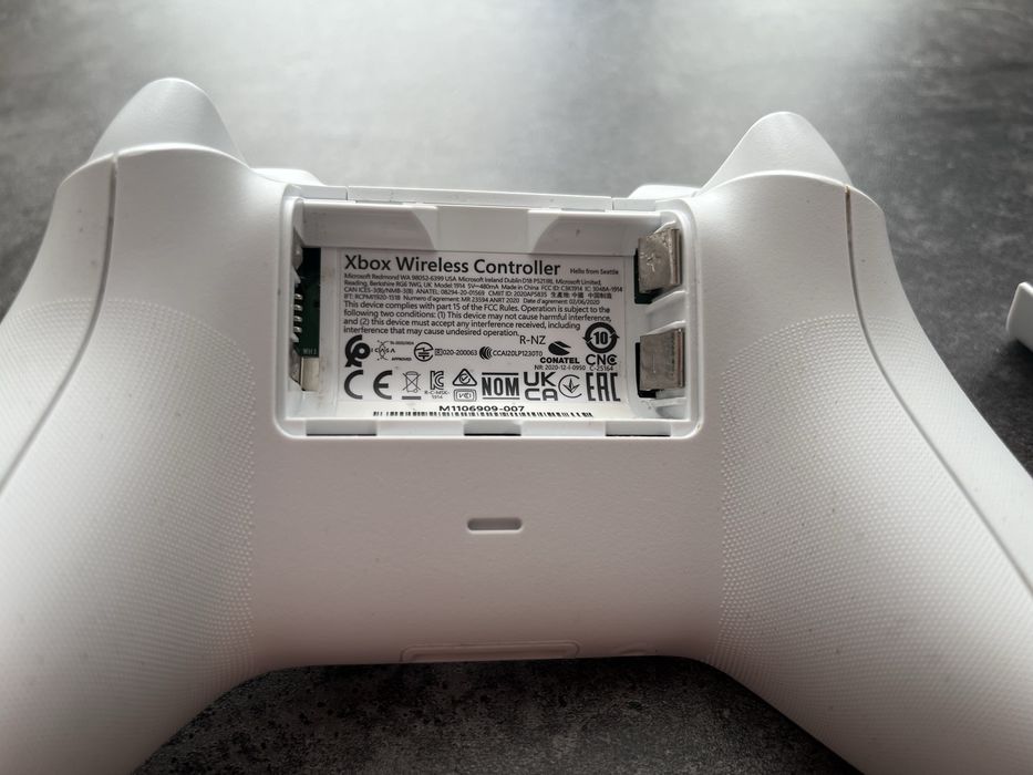 Продам xbox series s