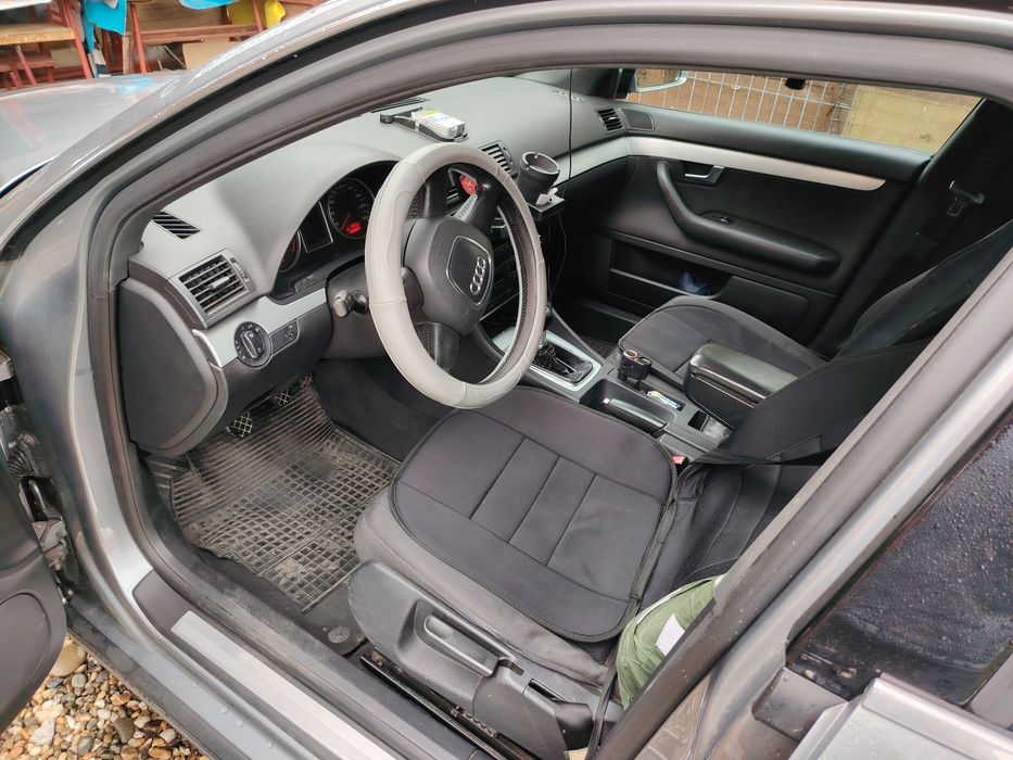 Audi A4, înmatriculat
