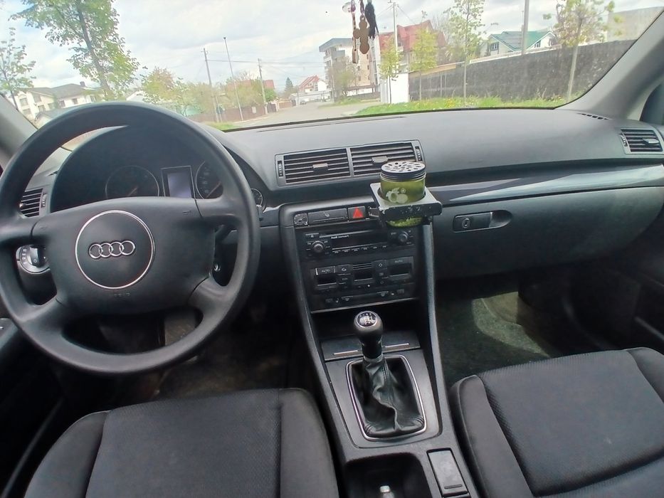 Audi a4 b6 ,131 cai ,6+1 ,0771161946
